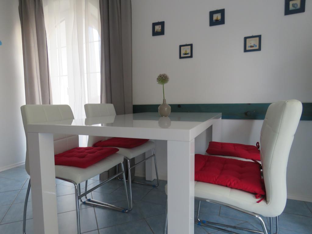 Apartments Villa Urbajs เวอร์ซาร์ ห้อง รูปภาพ